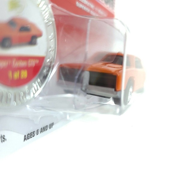 Johnny Lightning Limited Anniversary Topper Custom GTO 1:64 - Picture 8 of 12